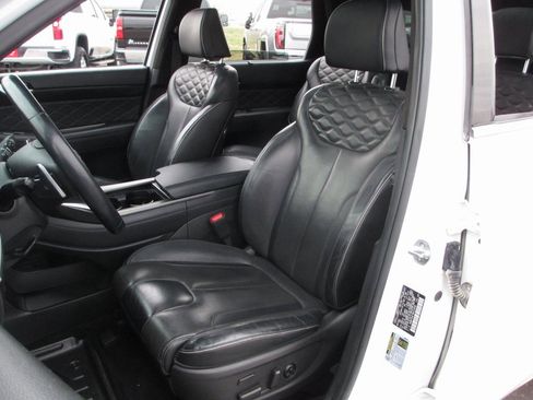 Used 2021 Hyundai Palisade Calligraphy image 16