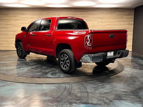 Used 2019 Toyota Tundra SR5 w/ TRD Off Road Package image 12