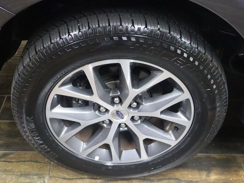 Used 2016 Ford Expedition EL XLT w/ Equipment Group 202A image 27