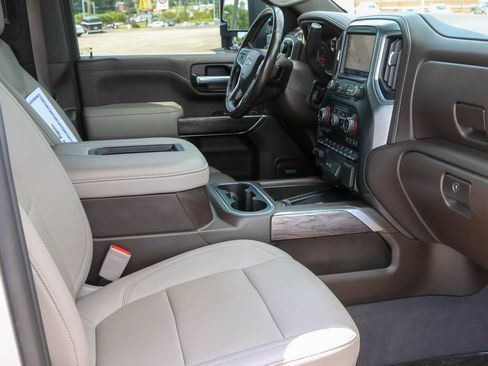 Used 2021 Chevrolet Silverado 2500 LTZ w/ LTZ Plus Package AWD/4WD image 11