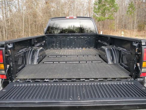 Used 2007 Chevrolet Silverado 3500 LT w/ Heavy-Duty Power Package image 23