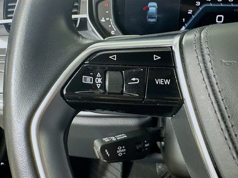 Used 2023 Audi A8 L 3.0T w/ Comfort Plus Package AWD/4WD image 18