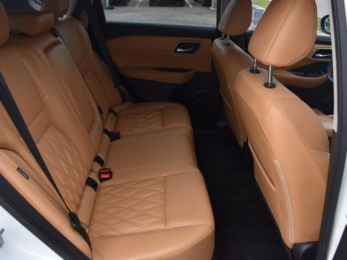 Certified 2023 Nissan Rogue Platinum w/ Platinum Premium Package image 52