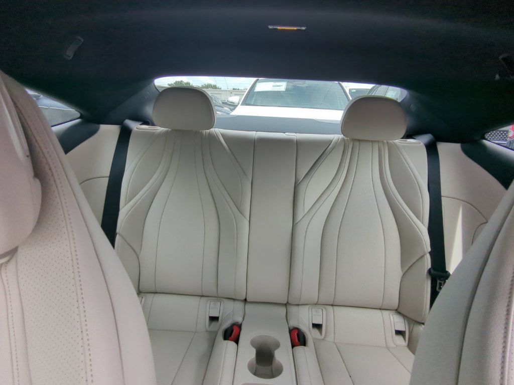 Used 2024 Mercedes-Benz CLE 300 4MATIC Coupe image 5
