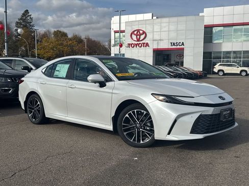 New 2026 Toyota Camry XLE AWD/4WD image 1