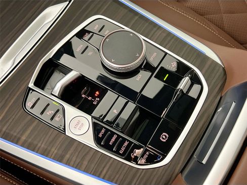 Certified 2026 BMW X5 xDrive50e image 15