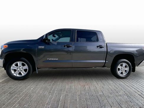 Used 2016 Toyota Tundra SR5 w/ SR5 Upgrade Package AWD/4WD image 5