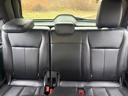 Used 2019 Ford Expedition XLT image 14