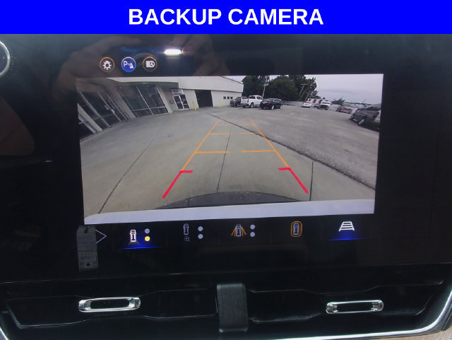 Used 2026 Chevrolet Equinox ACTIV w/ Convenience Package III AWD/4WD image 4
