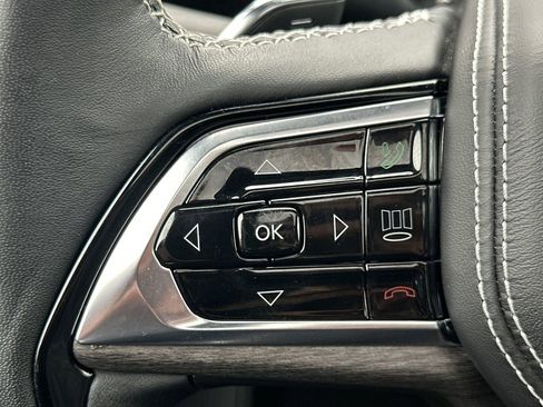 Used 2024 Jeep Grand Cherokee L Overland w/ Advanced Protech Group III image 27