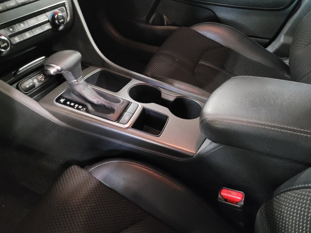 Used 2019 Kia Optima S FWD image 26