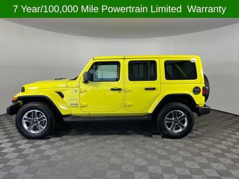 Used 2022 Jeep Wrangler Unlimited Sahara w/ Cold Weather Group AWD/4WD image 2