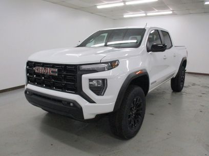 New 2026 GMC Canyon Elevation w/ Convenience Package