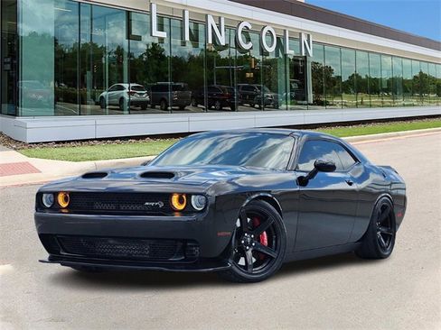 Used 2021 Dodge Challenger SRT Hellcat Redeye image 1