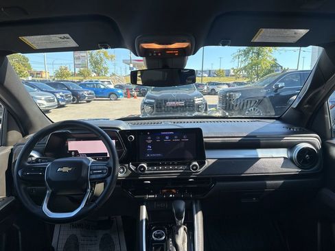 Certified 2024 Chevrolet Colorado LT w/ LT Convenience Package image 22