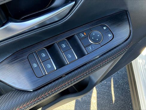 New 2026 Nissan Kicks SR image 19