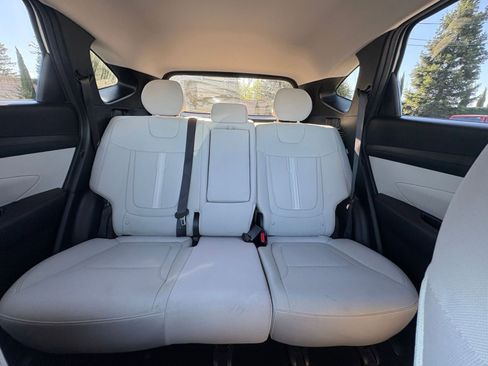 Used 2025 Hyundai Tucson SEL image 40