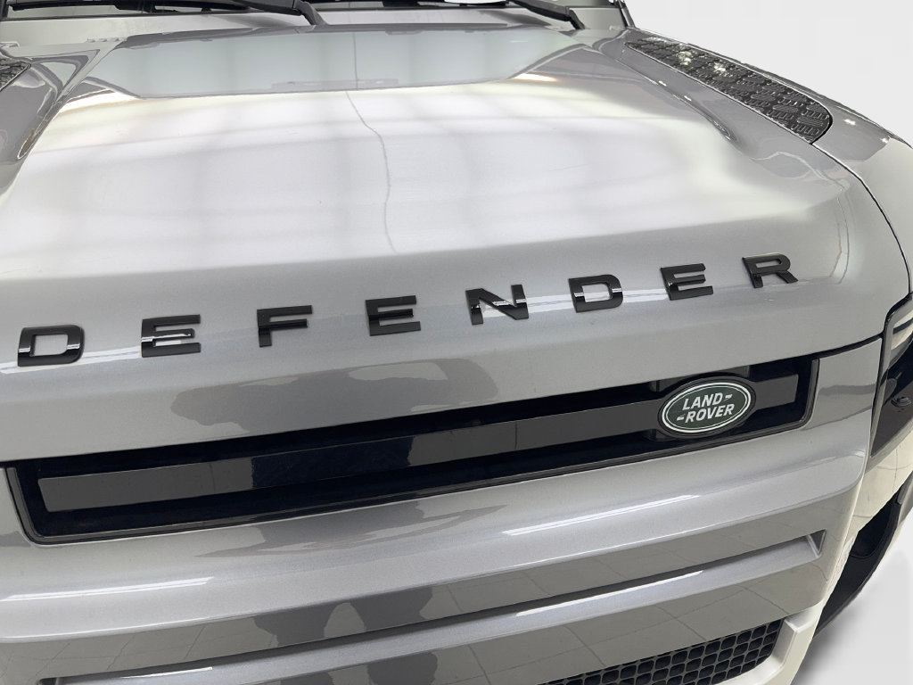 Used 2024 Land Rover Defender 110 S AWD/4WD image 25