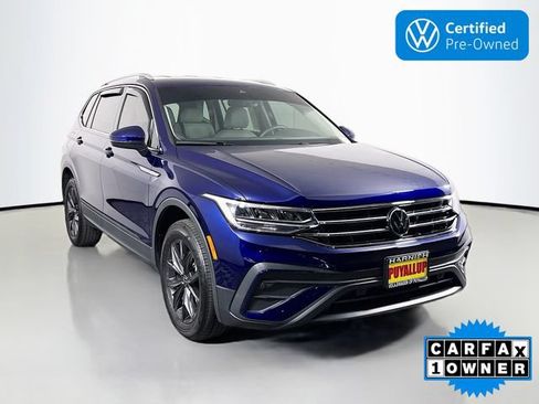 Certified 2024 Volkswagen Tiguan SE AWD/4WD image 1