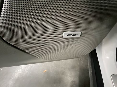 Used 2020 Cadillac XT6 Premium Luxury image 24