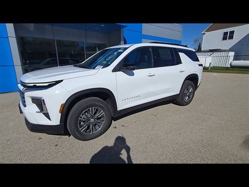 New 2026 Chevrolet Traverse LT image 4