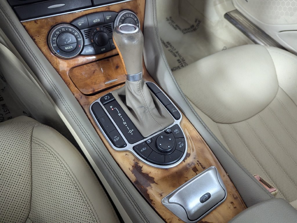 Used 2009 Mercedes-Benz SL 550 image 18