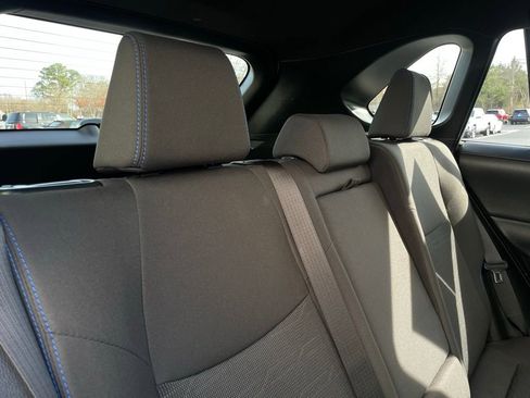 Used 2024 Toyota RAV4 SE image 37