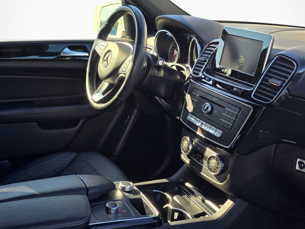 Used 2018 Mercedes-Benz GLE 350 4MATIC image 27
