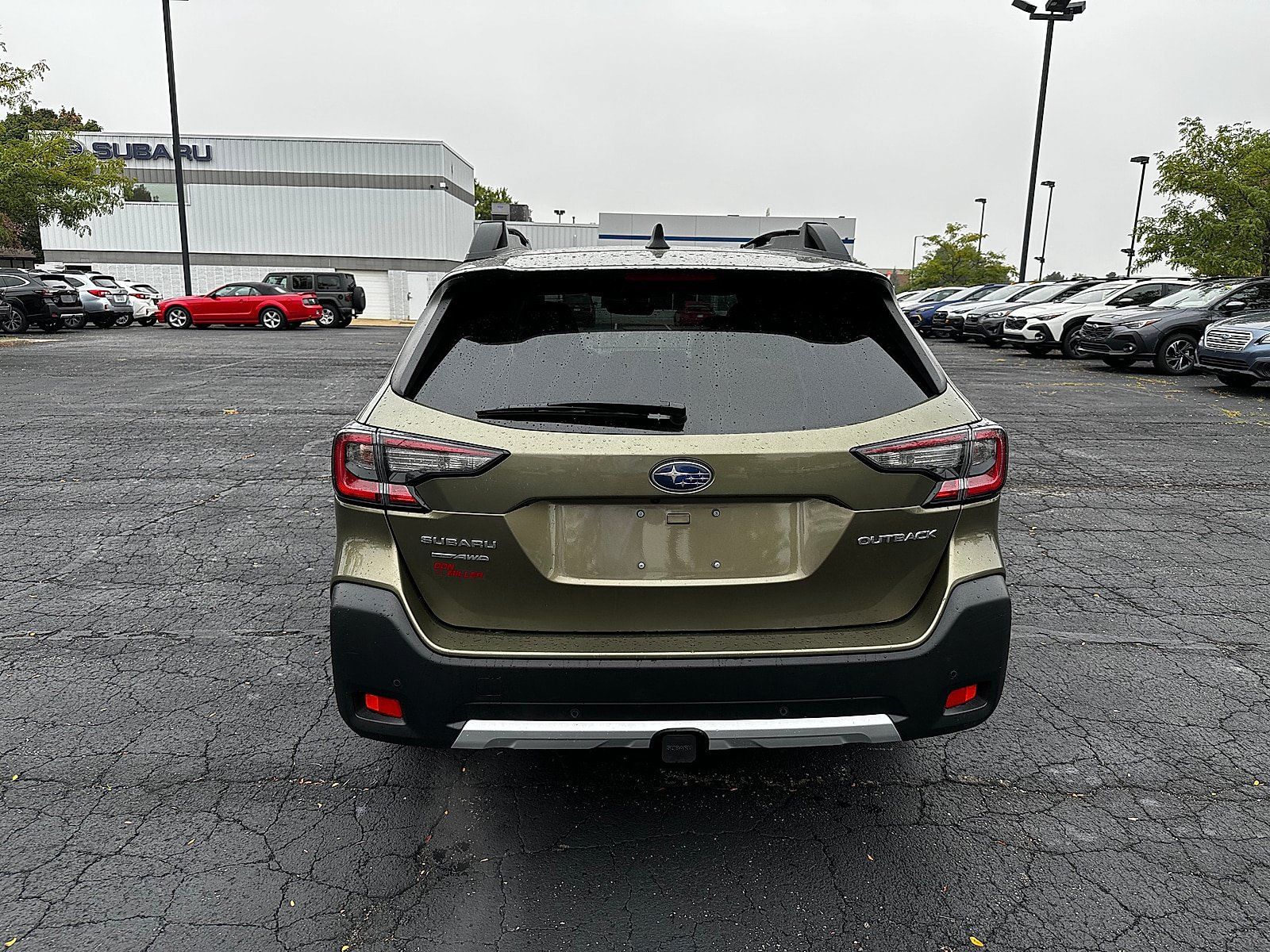 Certified 2024 Subaru Outback Limited AWD/4WD image 4