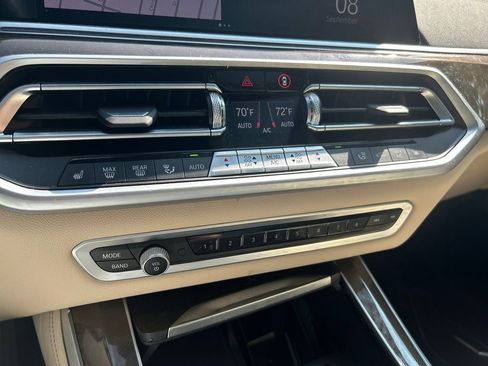 Used 2022 BMW X5 xDrive40i w/ Premium Package image 30