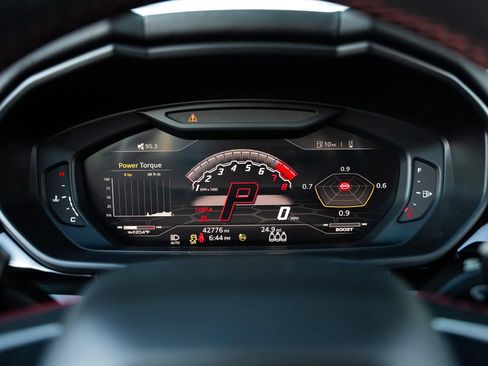 Used 2021 Lamborghini Urus AWD/4WD image 41