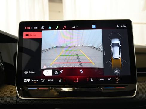 New 2026 Volkswagen GTI SE FWD image 7
