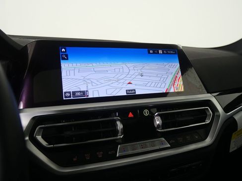 Certified 2022 BMW 230i Coupe w/ Premium Package 2 image 19