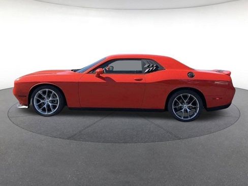 Used 2022 Dodge Challenger GT w/ Driver Convenience Group image 2