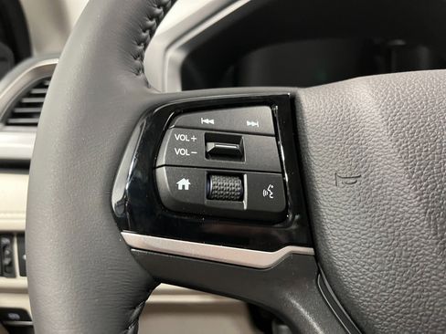 New 2025 Honda Odyssey EX-L image 10