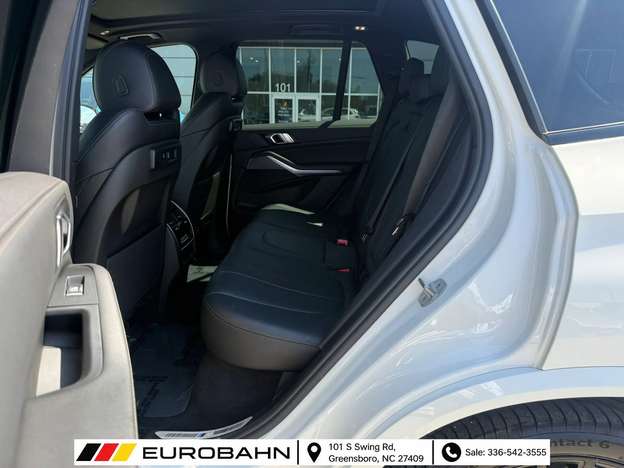 Used 2022 BMW X5 xDrive40i w/ M Sport Package AWD/4WD image 15