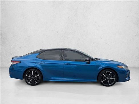 Used 2019 Toyota Camry XSE FWD image 4