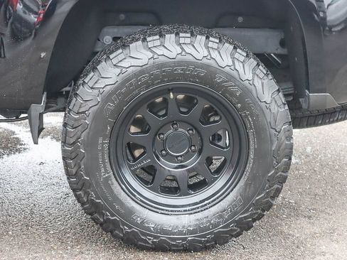 Used 2022 Chevrolet Colorado Z71 image 18