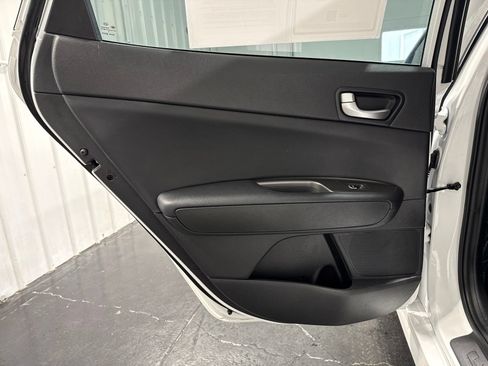 Used 2020 Kia Optima LX FWD image 15