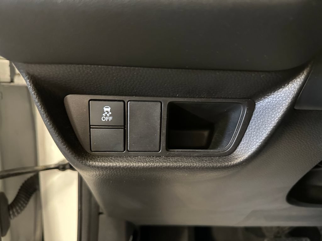 Used 2023 Honda HR-V LX image 17