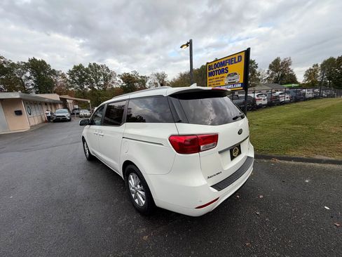 Used 2016 Kia Sedona LX w/ LX Essentials Premium Package image 7