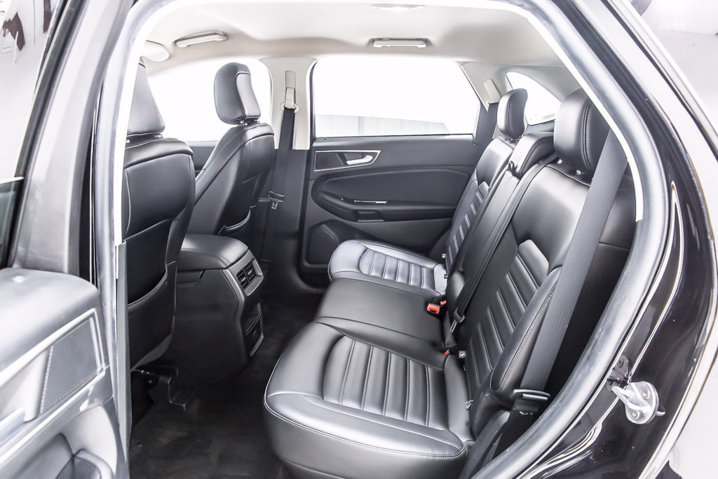 Used 2020 Ford Edge SEL FWD image 27