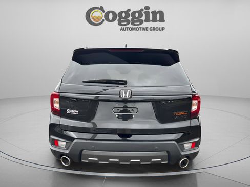 Certified 2024 Honda Passport TrailSport image 4