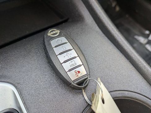 Used 2023 Nissan Altima 2.5 S FWD image 32