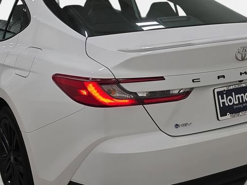 Certified 2025 Toyota Camry SE FWD image 30