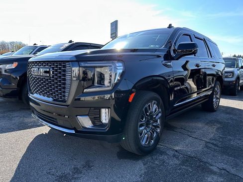 Used 2023 GMC Yukon Denali Ultimate image 2
