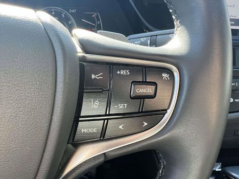 Used 2023 Lexus ES 350 w/ Premium Package image 24