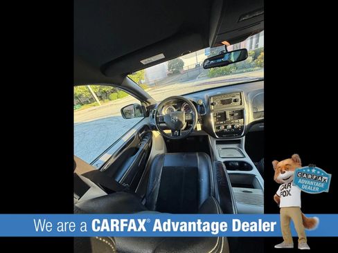 Used 2017 Dodge Grand Caravan SXT FWD image 32
