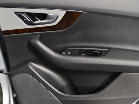 Used 2019 Audi Q7 2.0T Premium w/ Convenience Package image 20