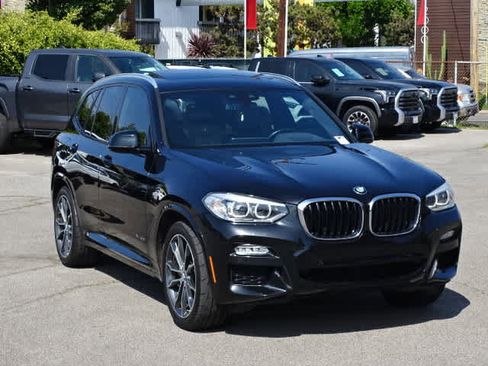 Used 2018 BMW X3 xDrive30i AWD/4WD image 2